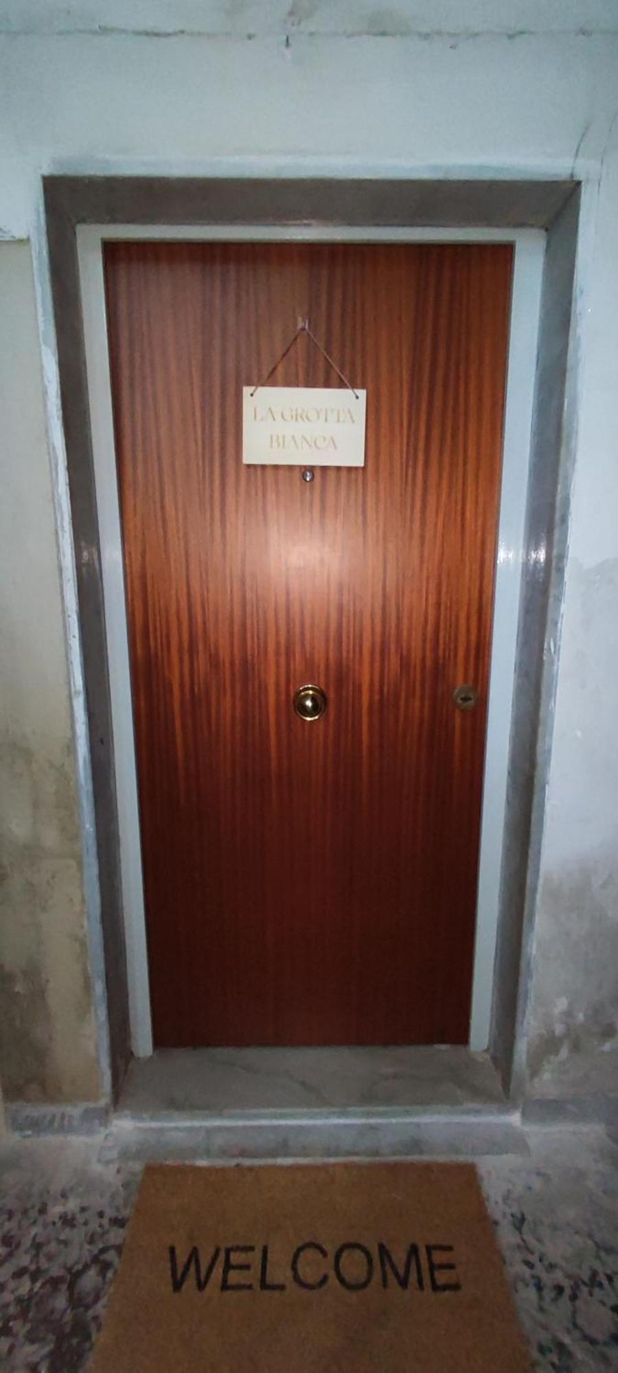 Ferienwohnung La Grotta Bianca Neapel Exterior foto